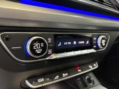 Audi Q5 TFSIe S Line 50 quattro-ultra 220 kW (299 CV) S tronic Audi Q5 TFSIe S Line 50 quattro-ultra 220 kW (299 CV) S tronic