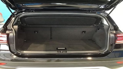 VolkswagenT-Cross Sport 1.0 TSI 85 kW (115 CV)7 VolkswagenT-Cross Sport 1.0 TSI 85 kW (115 CV)7