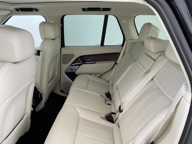 Land Rover Range Rover 3.0D I6 MHEV SE AWD Auto 221 kW (300 CV)