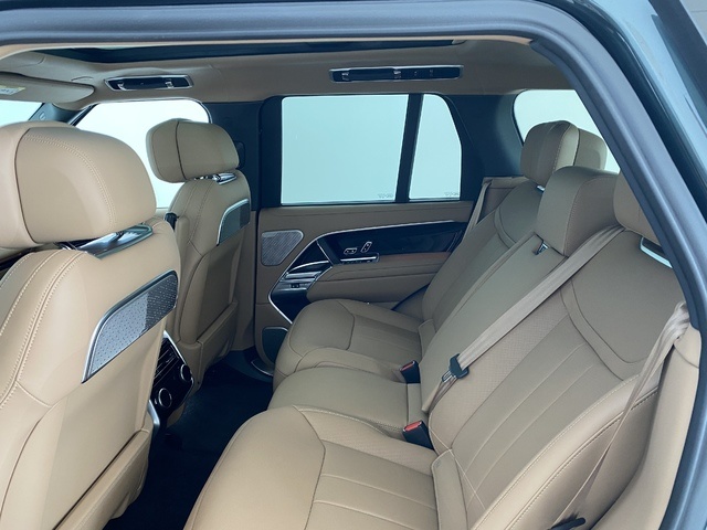 Land Rover Range Rover 3.0D I6 MHEV Autobiography AWD Auto 257 kW (350 CV)