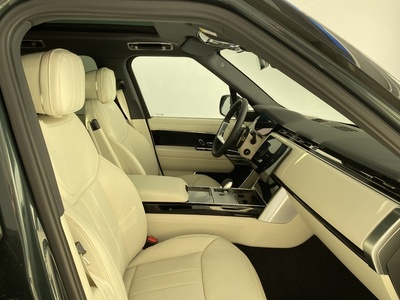 Land Rover Range Rover 3.0D I6 MHEV SE AWD Auto 221 kW (300 CV) Land Rover Range Rover 3.0D I6 MHEV SE AWD Auto 221 kW (300 CV)