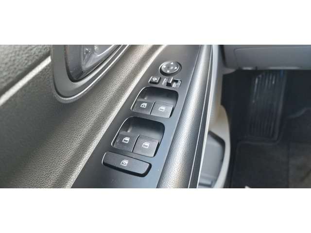 Hyundaii20 1.0 TGDI 48V Tecno DCT 74 kW (100 CV) Vehículo usado en Barcelona - 24