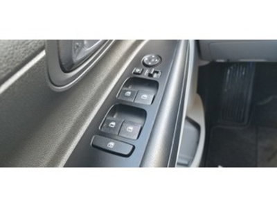 Hyundai i20 1.0 TGDI 48V Tecno DCT 74 kW (100 CV) Hyundai i20 1.0 TGDI 48V Tecno DCT 74 kW (100 CV)