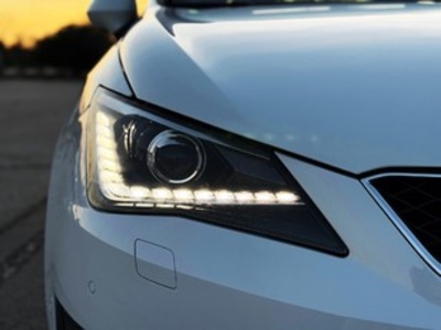 SEAT Ibiza 1.0 EcoTSI FR 81 kW (110 CV) SEAT Ibiza 1.0 EcoTSI FR 81 kW (110 CV)