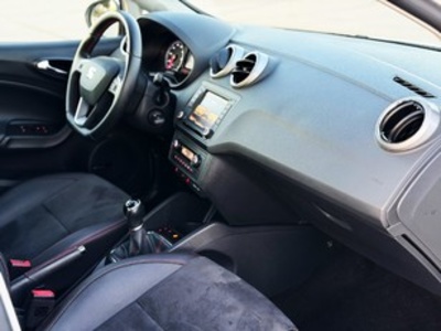 SEAT Ibiza 1.0 EcoTSI FR 81 kW (110 CV) SEAT Ibiza 1.0 EcoTSI FR 81 kW (110 CV)