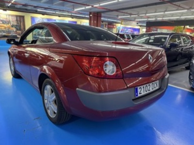 Renault Megane Coupe Cabrio 1.6 16v Confort Authentique 83 kW (115 CV) Renault Megane Coupe Cabrio 1.6 16v Confort Authentique 83 kW (115 CV)