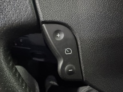 Renault Megane Coupe Cabrio 1.6 16v Confort Authentique 83 kW (115 CV) Renault Megane Coupe Cabrio 1.6 16v Confort Authentique 83 kW (115 CV)