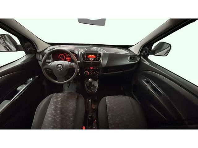 OpelCombo Tour 1.3 CDTI Expression L1H1 70 kW (95 CV) Vehículo usado en Barcelona - 8