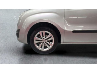 Opel Combo Tour 1.3 CDTI Expression L1H1 70 kW (95 CV) Opel Combo Tour 1.3 CDTI Expression L1H1 70 kW (95 CV)