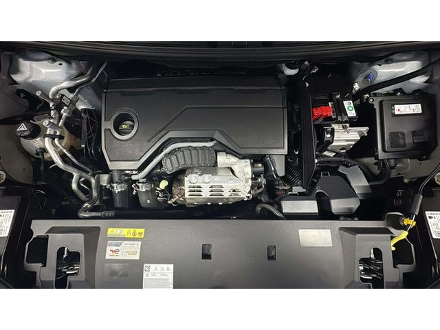 Peugeot5008 Hybrid 1.2 Allure eDCS6 107 kW (145 CV) Vehículo usado en Barcelona - 20