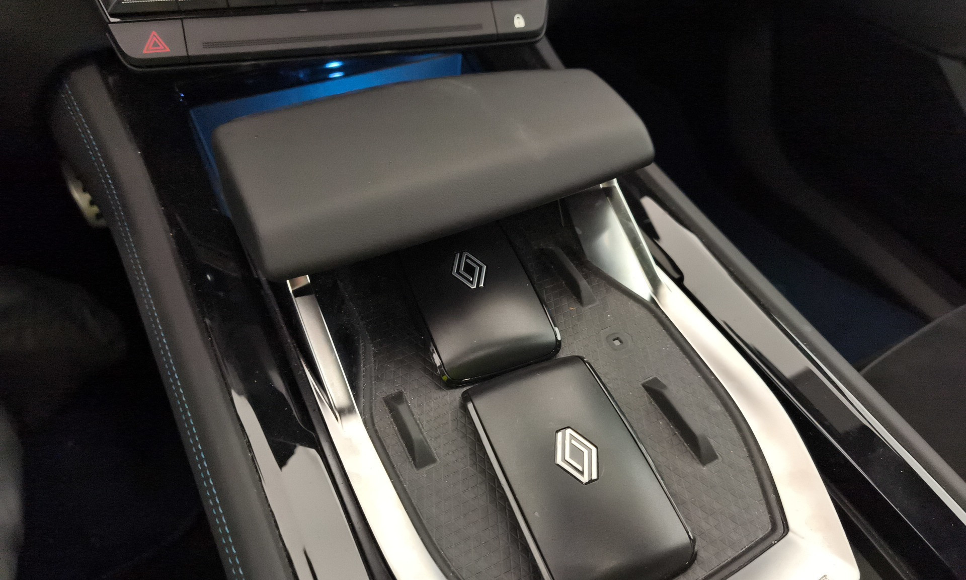 Renault Rafale Esprit Alpine E-Tech full hybrid 147 kW (200 CV) - 24