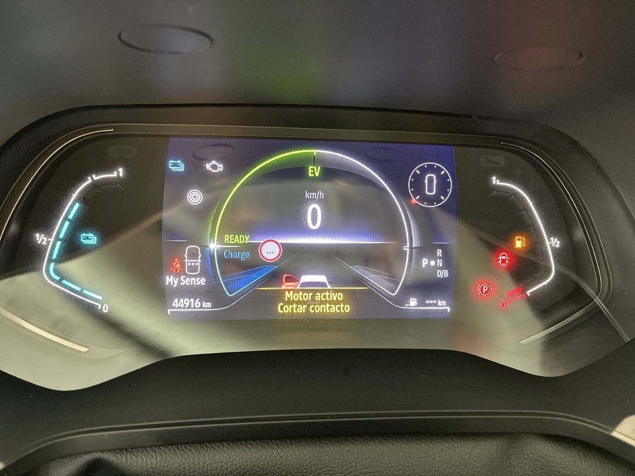 Renault Captur Zen E-TECH Híbrido 107 kW (145 CV) - 8