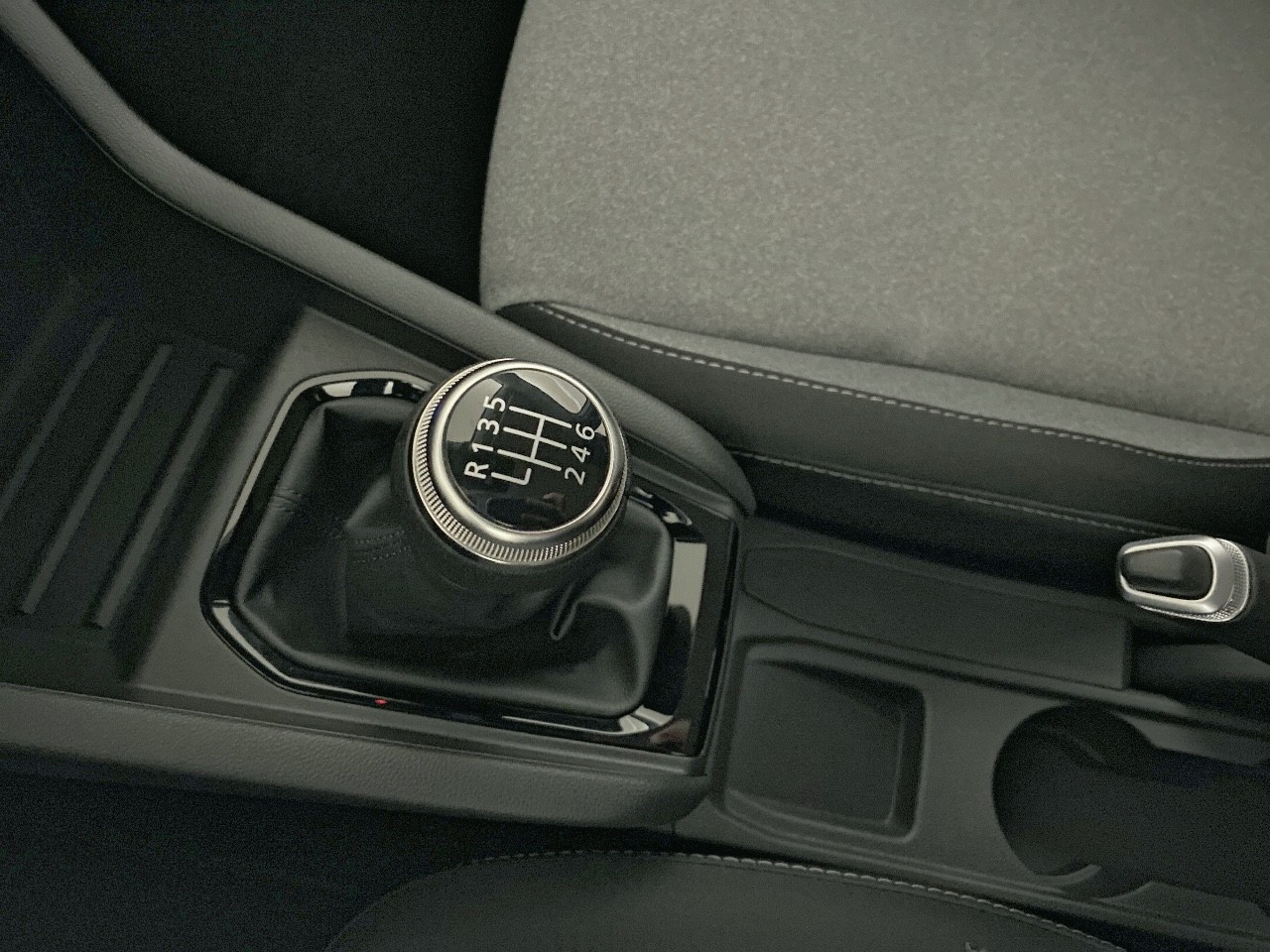 Renault Clio Eco-G 100 GLP Evolution 74 kW (100 CV) - 7