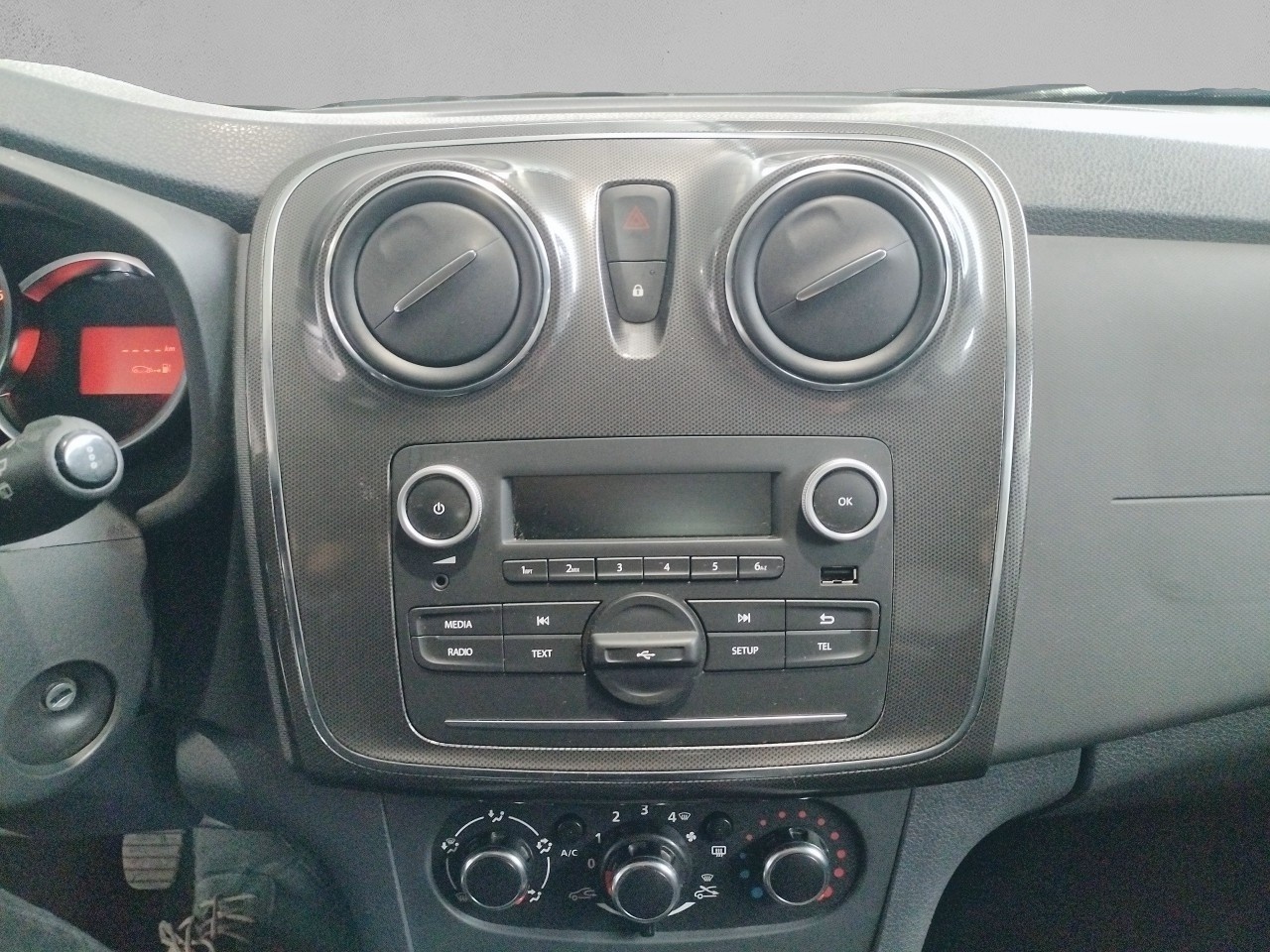 Dacia Sandero Stepway Essential TCe 74 kW (100 CV) - 7