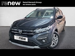 Dacia Sandero Stepway Essential TCe 66 kW (90 CV) Gris segunda mano en Madrid
