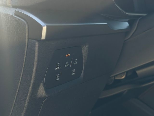 CupraLeón 1.5 eTSI DSG 110 kW (150 CV) Vehículo usado en Barcelona - 19