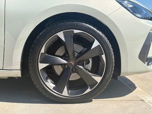 CUPRA León 1.5 eTSI DSG 110 kW (150 CV)