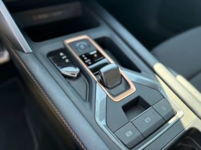 CUPRA León 1.5 eTSI DSG 110 kW (150 CV) CUPRA León 1.5 eTSI DSG 110 kW (150 CV)