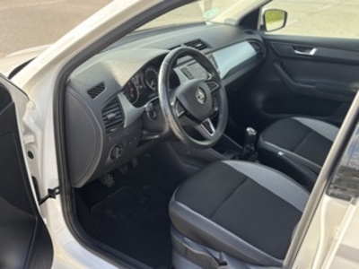 Skoda Fabia 1.0 TSI Style 70 kW (95 CV) Skoda Fabia 1.0 TSI Style 70 kW (95 CV)