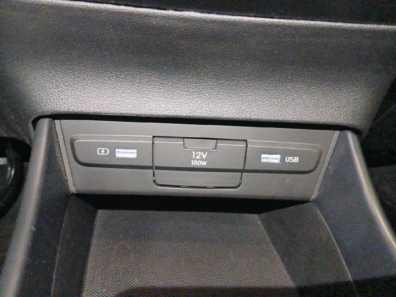 Hyundai i20 1.2 MPI Essence 62 kW (84 CV) - 15