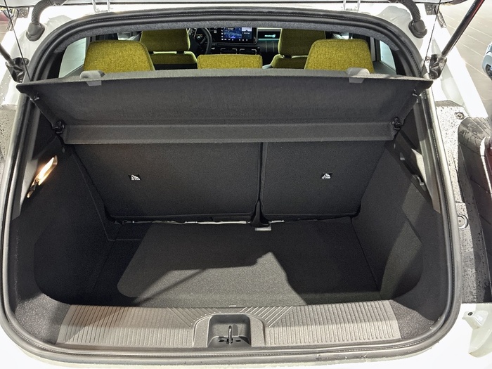 Renault 5 E-Tech Iconic Cinq Autonomía Confort 110 kW (150 CV) - 12 Renault 5 E-Tech Iconic Cinq Autonomía Confort 110 kW (150 CV) - 12