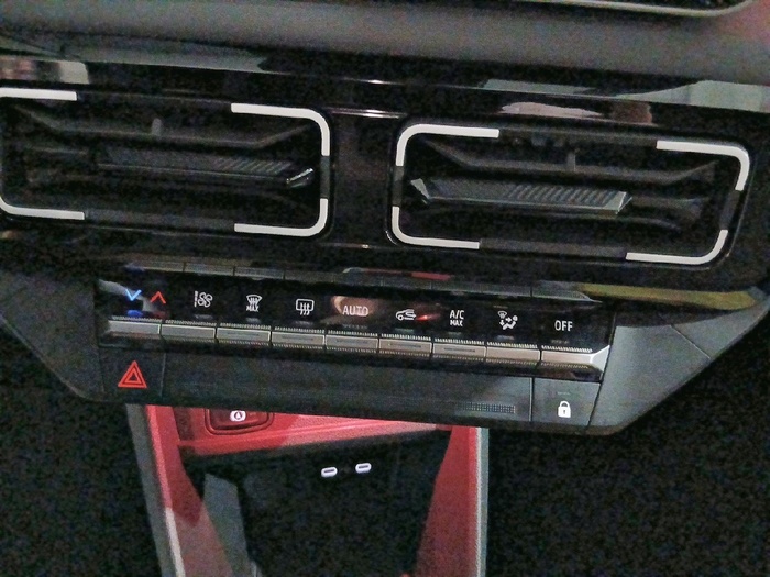 Renault 5 E-Tech Iconic Cinq Autonomía Confort 110 kW (150 CV) - 13 Renault 5 E-Tech Iconic Cinq Autonomía Confort 110 kW (150 CV) - 13