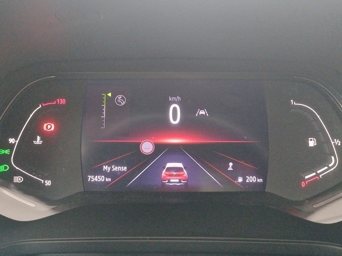 Renault Captur Zen TCe Micro Híbrido 103 kW (140 CV) GPF - 8 Renault Captur Zen TCe Micro Híbrido 103 kW (140 CV) GPF - 8