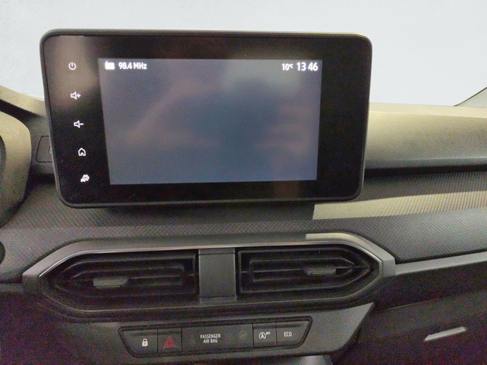 Dacia Sandero Essential TCe 66 kW (91 CV) - 7 Dacia Sandero Essential TCe 66 kW (91 CV) - 7