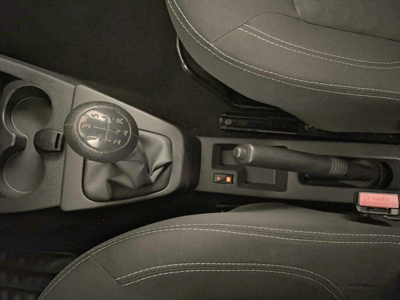 Dacia Dokker Stepway dCi 55 kW (75 CV) - 8