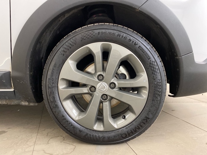 Dacia Dokker Stepway dCi 55 kW (75 CV) - 10 Dacia Dokker Stepway dCi 55 kW (75 CV) - 10