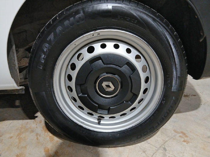 Renault Express Furgon Confort Blue dCi 55 kW (75 CV) - 10 Renault Express Furgon Confort Blue dCi 55 kW (75 CV) - 10