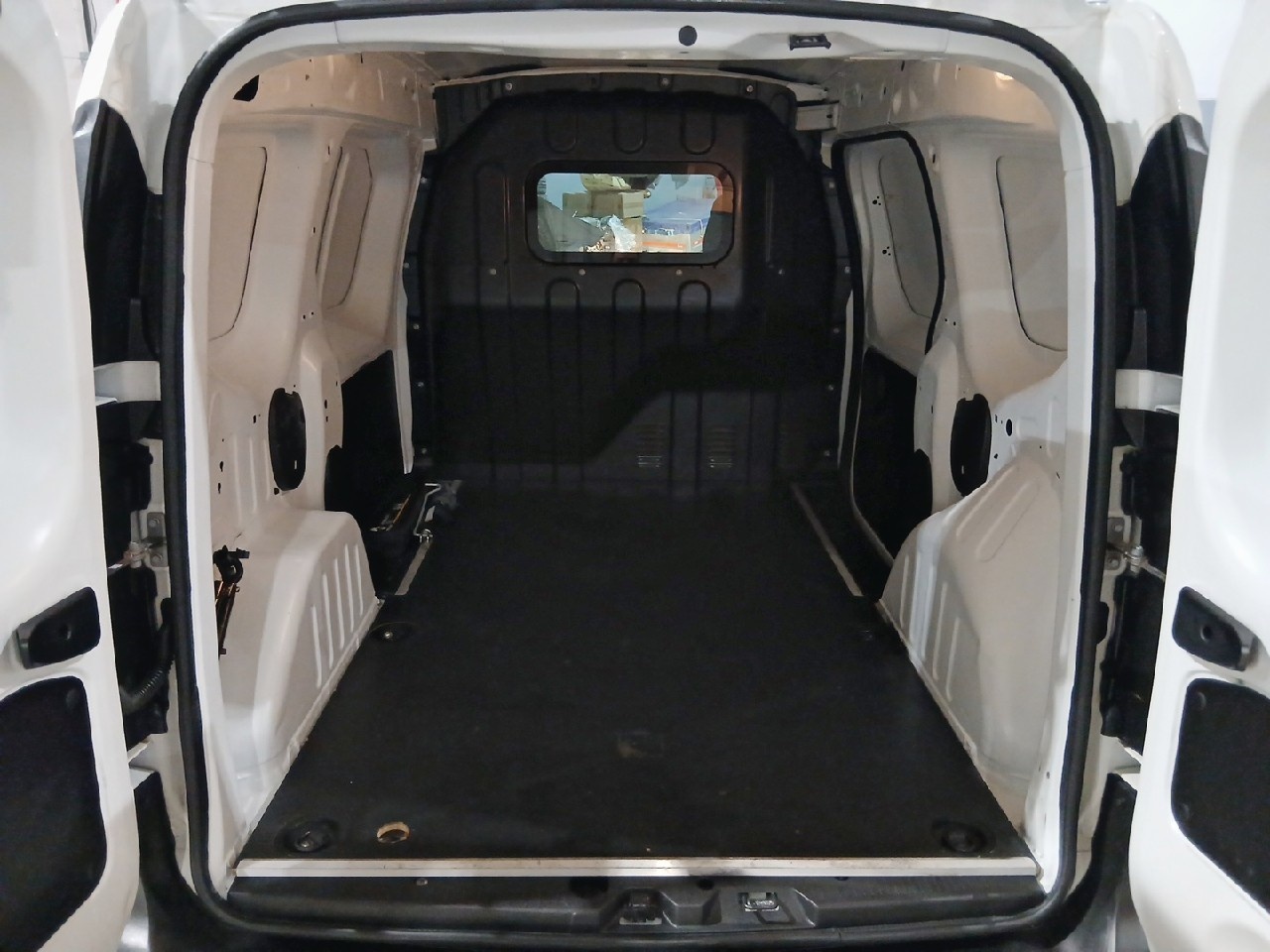 Renault Express Furgon Confort Blue dCi 55 kW (75 CV) - 12