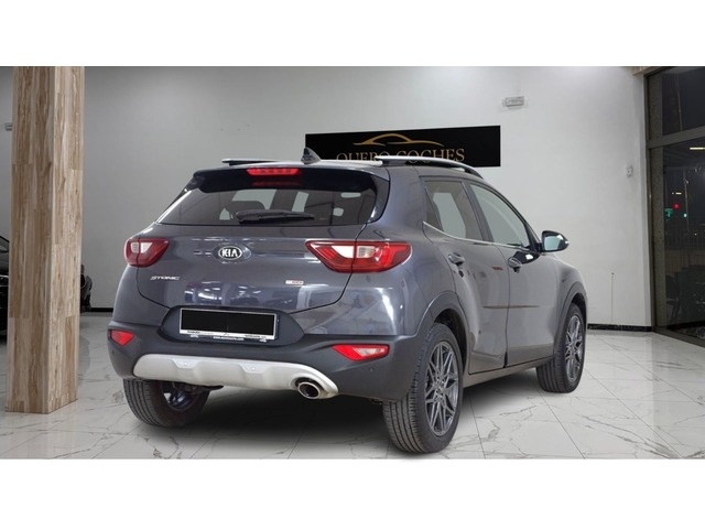 KiaStonic 1.0 T-GDi Black Edition 74 kW (100 CV) Vehículo usado en Barcelona - 3