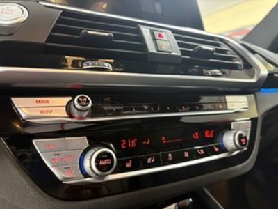 BMW X3 xDrive30e 215 kW (292 CV) BMW X3 xDrive30e 215 kW (292 CV)