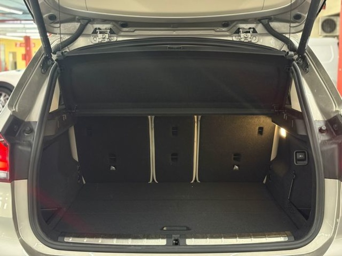 BmwX1 xDrive20i 131 kW (178 CV) Vehículo usado en Barcelona - 17 BmwX1 xDrive20i 131 kW (178 CV) Vehículo usado en Barcelona - 17