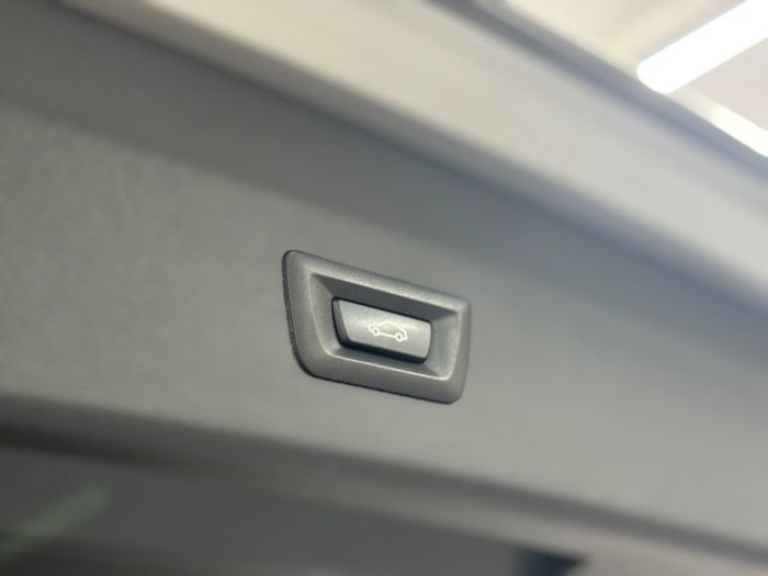 BmwX1 xDrive20i 131 kW (178 CV) Vehículo usado en Barcelona - 18 BmwX1 xDrive20i 131 kW (178 CV) Vehículo usado en Barcelona - 18