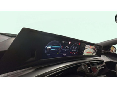 Peugeot 5008 Hybrid 1.2 Allure eDCS6 107 kW (145 CV) Peugeot 5008 Hybrid 1.2 Allure eDCS6 107 kW (145 CV)