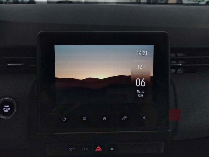 Renault Clio Eco-G 100 GLP Evolution 74 kW (100 CV) - 6 Renault Clio Eco-G 100 GLP Evolution 74 kW (100 CV) - 6