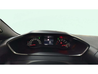 Peugeot 2008 PureTech Style 75 kW (100 CV) Peugeot 2008 PureTech Style 75 kW (100 CV)