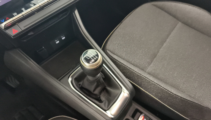 Renault Captur Techno Eco-G 74 kW (100 CV) - 22 Renault Captur Techno Eco-G 74 kW (100 CV) - 22