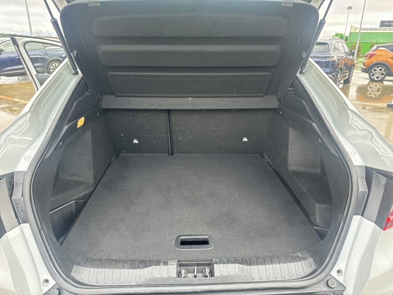 Renault Arkana RS Line TCe 118 kW (160 CV) EDC Microhíbrido - 12