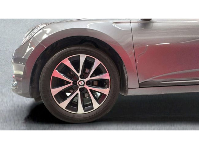 RenaultClio Equilibre TCe 66 kW (90 CV) Vehículo usado en Barcelona - 19 RenaultClio Equilibre TCe 66 kW (90 CV) Vehículo usado en Barcelona - 19