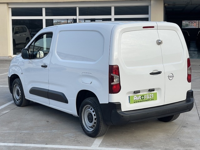OpelCombo Cargo 1.5 TD Select L H1 1000kg 75 kW (102 CV) Vehículo usado en Barcelona - 7