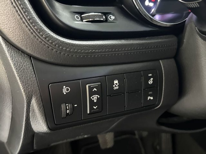 KiaOptima 1.7 CRDi VGT Eco-Dynamics Emotion 100 kW (136 CV) Vehículo usado en Barcelona - 16 KiaOptima 1.7 CRDi VGT Eco-Dynamics Emotion 100 kW (136 CV) Vehículo usado en Barcelona - 16