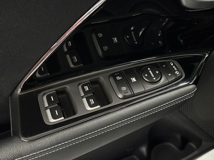 KiaNiro 1.6 GDi HEV Híbrido Drive 104 kW (141 CV) Vehículo usado en Barcelona - 14 KiaNiro 1.6 GDi HEV Híbrido Drive 104 kW (141 CV) Vehículo usado en Barcelona - 14