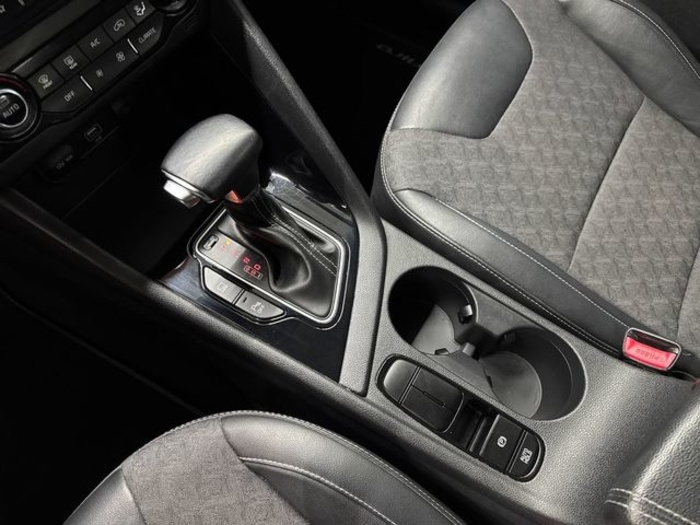 KiaNiro 1.6 GDi HEV Híbrido Drive 104 kW (141 CV) Vehículo usado en Barcelona - 16 KiaNiro 1.6 GDi HEV Híbrido Drive 104 kW (141 CV) Vehículo usado en Barcelona - 16