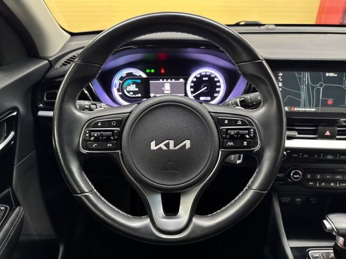 KiaNiro 1.6 GDi HEV Híbrido Drive 104 kW (141 CV) Vehículo usado en Barcelona - 19 KiaNiro 1.6 GDi HEV Híbrido Drive 104 kW (141 CV) Vehículo usado en Barcelona - 19