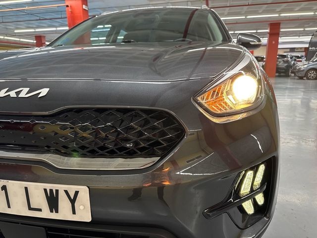 KiaNiro 1.6 GDi HEV Híbrido Drive 104 kW (141 CV) Vehículo usado en Barcelona - 23