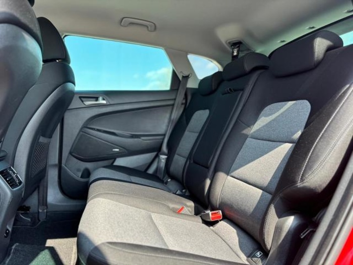 HyundaiTucson 1.6 TGDI Tecno Sky Safe 4x2 130 kW (177 CV) Vehículo usado en Barcelona - 9 HyundaiTucson 1.6 TGDI Tecno Sky Safe 4x2 130 kW (177 CV) Vehículo usado en Barcelona - 9