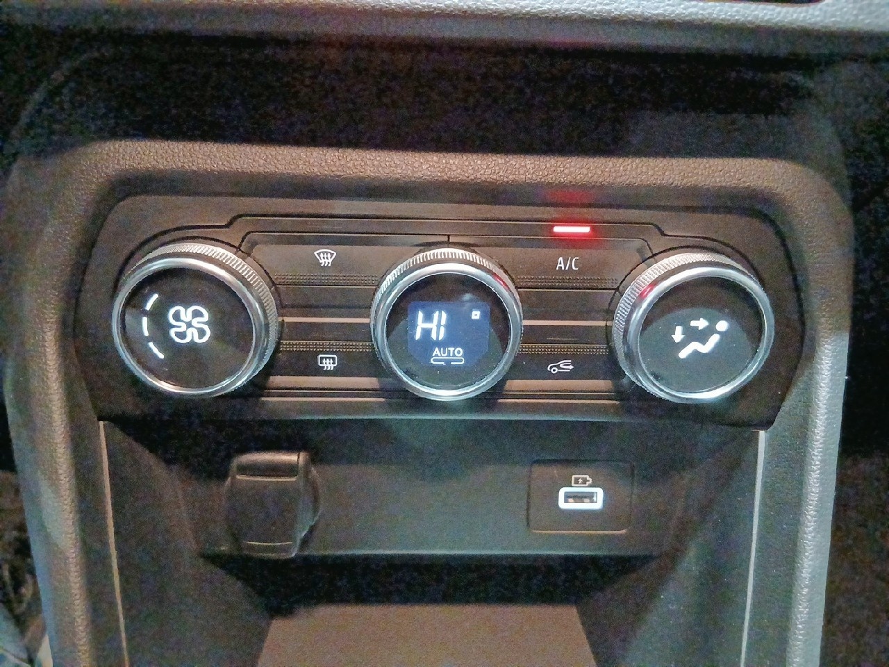 Dacia Sandero Comfort ECO-G 74 kW (100 CV) - 14